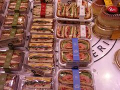 -巴黎贝甜(宜山路店)