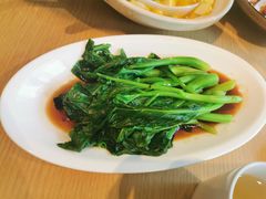-渝信川菜 · 川味家常菜(财富购物中心店)