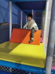 -哆啦爱梦儿童乐园(住邦城市广场店)