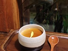 -银米·云南传统过桥米线(双廊黑金冠店)