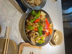 -巴厘龙虾·榜首油焖大虾(音乐学院·沿江酒馆店)
