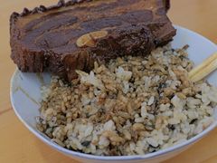 走油肉菜饭-谈灵农家柴爿菜饭