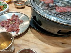 -青瓦餐厅·生鱼片·韩园烤肉(西塔店)