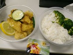 -佰搭果·广式茶餐厅(西华路店)