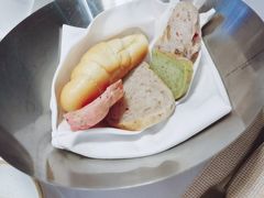 餐前包-93Club·法餐厅