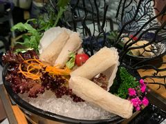 -湊湊火锅·茶憩(杭州湖滨银泰in77店)