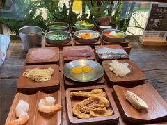 -银米·云南传统过桥米线(双廊黑金冠店)