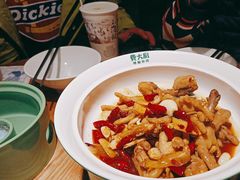 -费大厨辣椒炒肉(万家丽一店)