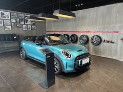 -上海普陀宝诚MINI4S店(红柳路店)
