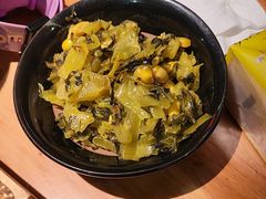 -晨皓祥人民公社铁锅炖菜(西华苑店)
