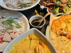 -大头虾越式风味餐厅(光明广场店)