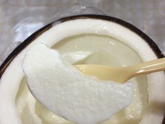 -志龙皇冠吃货椰子铺