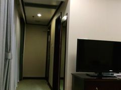 -清能·清江酒店(夷陵广场CBD中心店)