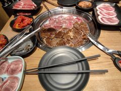 -本家·小顽牛自助烤肉(金润路店)