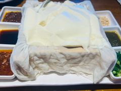 -95号酱骨·一块豆腐(展春园西路店)