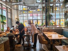 -红樱桃·欢乐餐厅(太原里店)