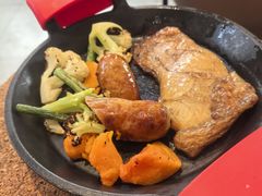 -必胜客(上海华谊新所店)