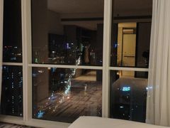 -大连星海皇冠假日酒店