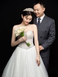 -女王风尚STUDIO·轻奢化定制