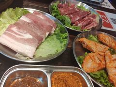 -悟能八戒烤肉自助(秦隆步行街店)