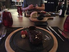 -恰餐厅及酒吧 CHAR Bar & Grill (北京丽都皇冠假日店)