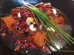 红锅-周幺妹重庆老火锅(银泰城总店)