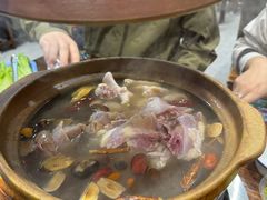 -威邵鸡煲(西华路总店)