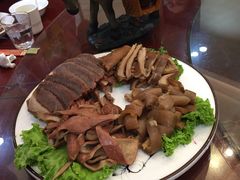 -乔家小院•本地小海鲜•非遗驴肉(万年泉路店)