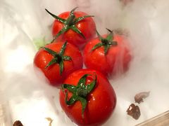 番茄脆菇沙拉-小大董·烤鸭(凤凰汇店)