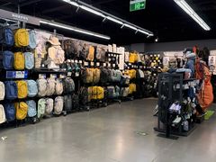 -迪卡侬(西三旗店)