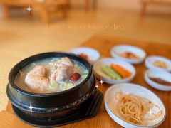 -长寿参鸡汤(朝韩风情街店)