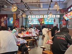 -老闵田螺馆·南昌市井菜·特色小吃(总店)