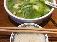 -渝是乎川渝小炒(新世界百货望京店)