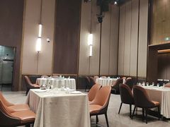 -凤凰园烤鸭店·唐山菜·传承花椒肉(老唐丰路店)