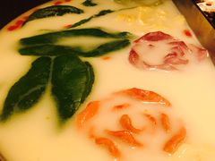 -湊湊火锅·茶憩(新中关购物中心店)