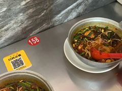 -铁锅哥米线