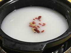 -鸿渡渔庄·特色鸭咀鱼