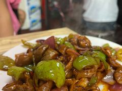 尖椒肥肠-王鹏家常菜馆
