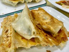 韭菜肉锅贴-春水锅贴·传统鲁菜(大明湖店)