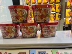 -周黑鸭(地铁香港路站店)