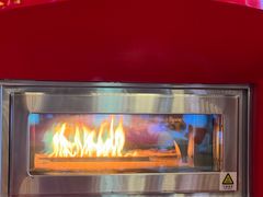 -城市大道红炉披萨烘焙坊