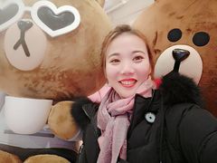 -LINE FRIENDS Garosu-gil Flagship Store