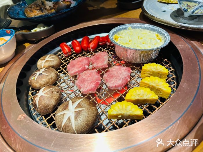 炎蔵牛舌烤肉图片