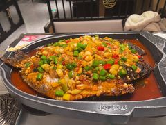 -江边城外烤全鱼(龙德广场店)