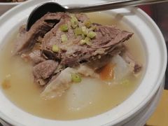 萝卜牛腩煲-凤凰楼酒家·粤宴点心(华强北店)