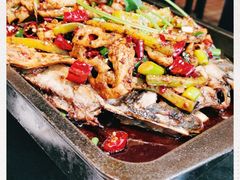 -俏巴妹烤鱼香锅(奥体店)