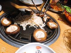 鲜口蘑-缸桶屋韩国料理·全程帮烤(泰禾店)