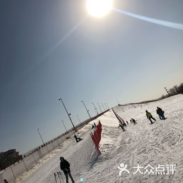 龙熙滑雪场