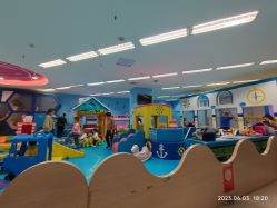 -孩子王童乐园(西安盛龙店)