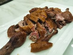 香酥肥鸭-梅龙镇酒家(南京西路总店)